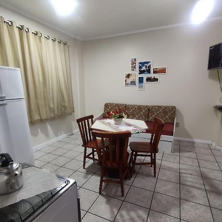 شقة Afonso Cardoso Da Veiga Florianópolis المظهر الخارجي الصورة